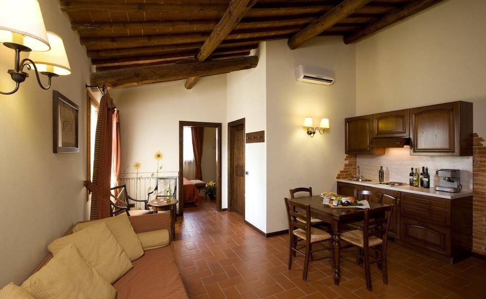 Agriturismo Antico Borgo Poggitazzi Terranuova Bracciolini Eksteriør bilde